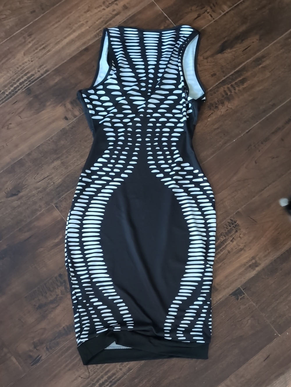 Black & White Bodycon Sheath Dress